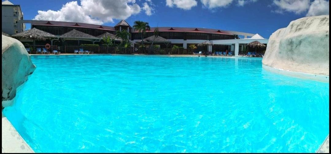 Studio Vue Mer Piscine Plage Kaz Punch Manganao Chez Julie Saint-Francois  Exterior foto