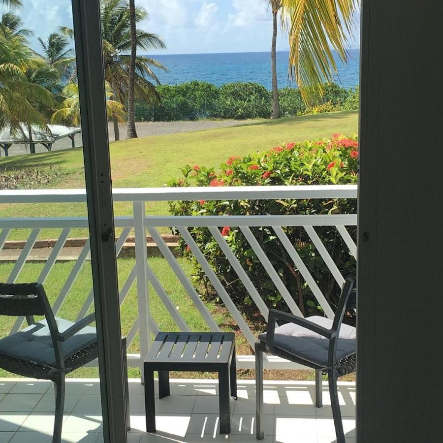 Studio Vue Mer Piscine Plage Kaz Punch Manganao Chez Julie Saint-Francois  Exterior foto